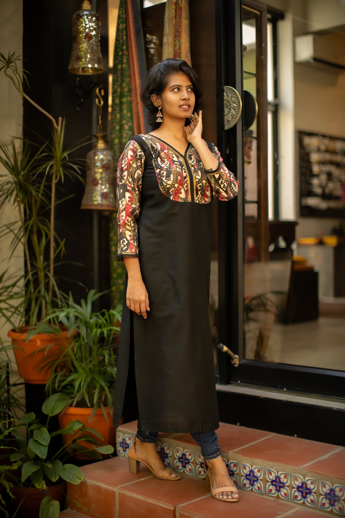 Black Dupion & Modal