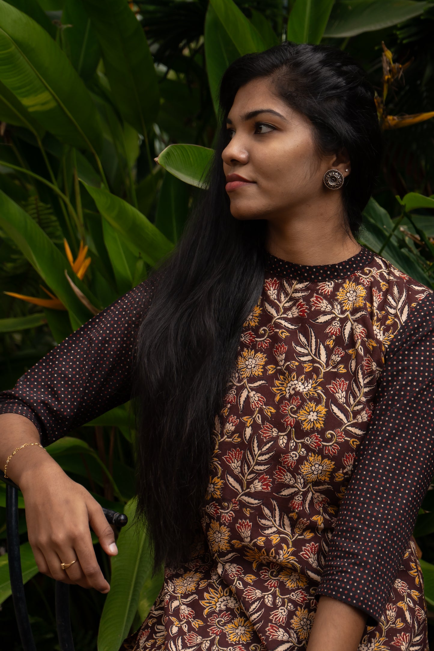 Kalamkari & Dotted Sleeves