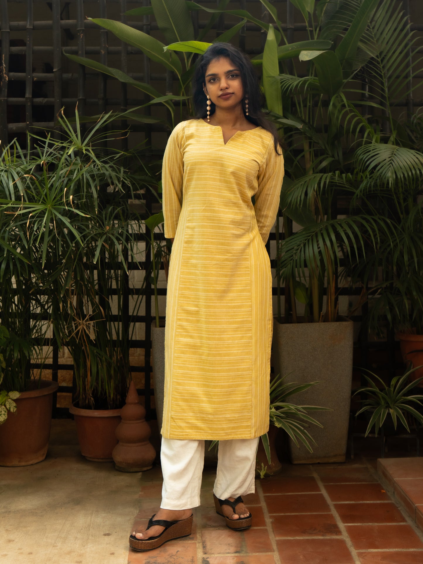 Soft Cotton Kurti w White Pinstripes