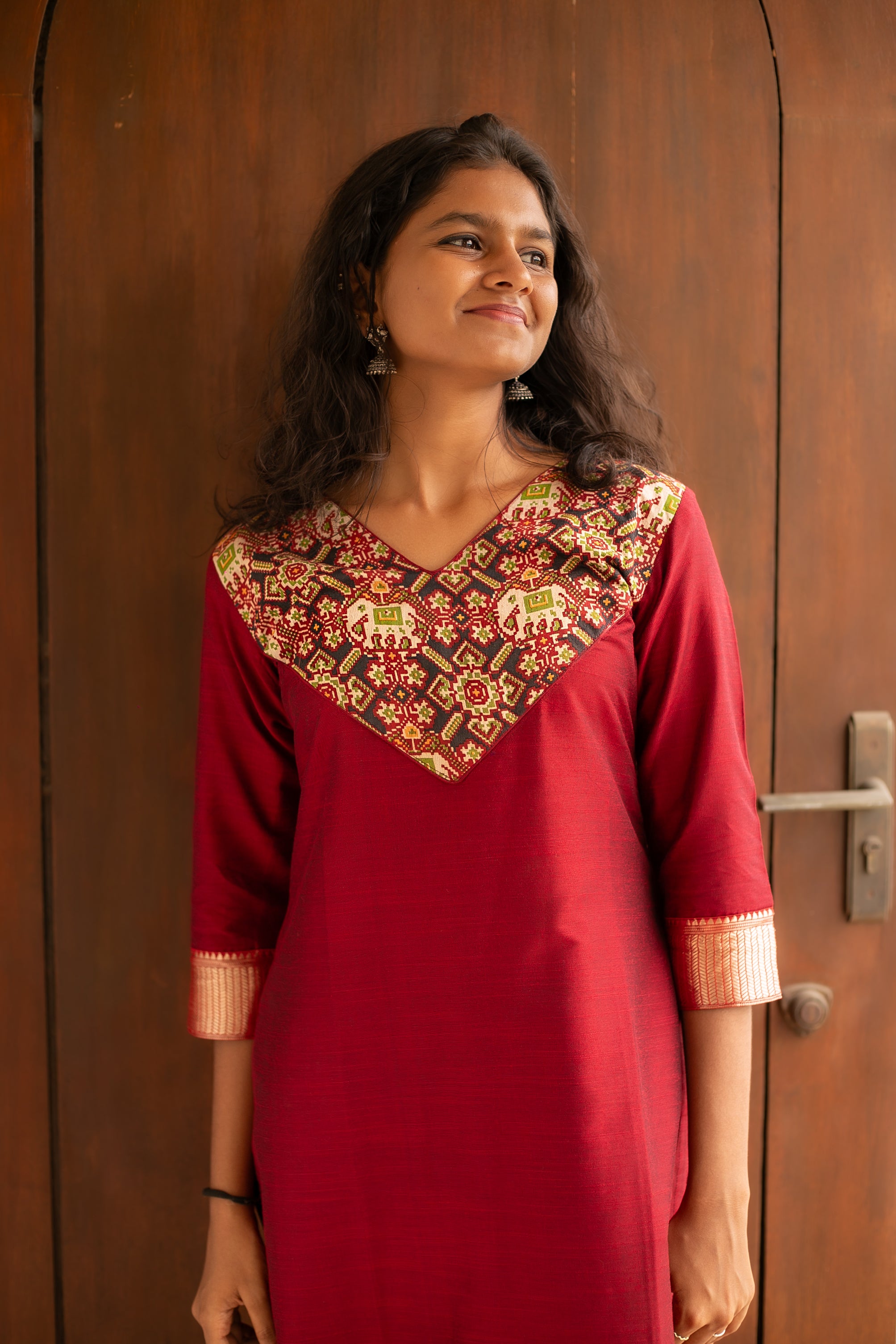 Buy Jaipur Kurti Women Maroon Embroidered Silk Crepe Straight kurta with  Palazzos & Dupatta Online.