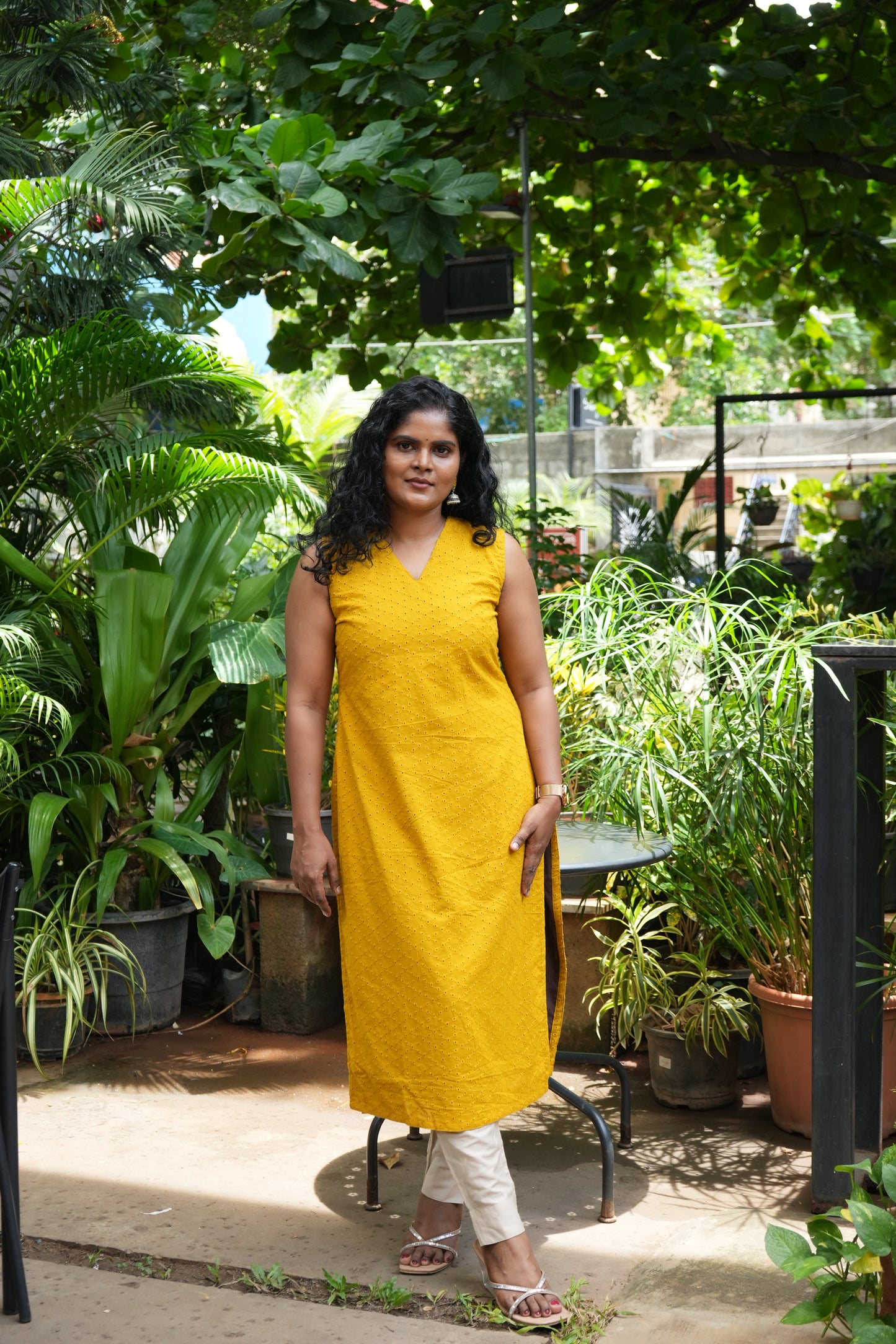 Yellow hakoba kurti